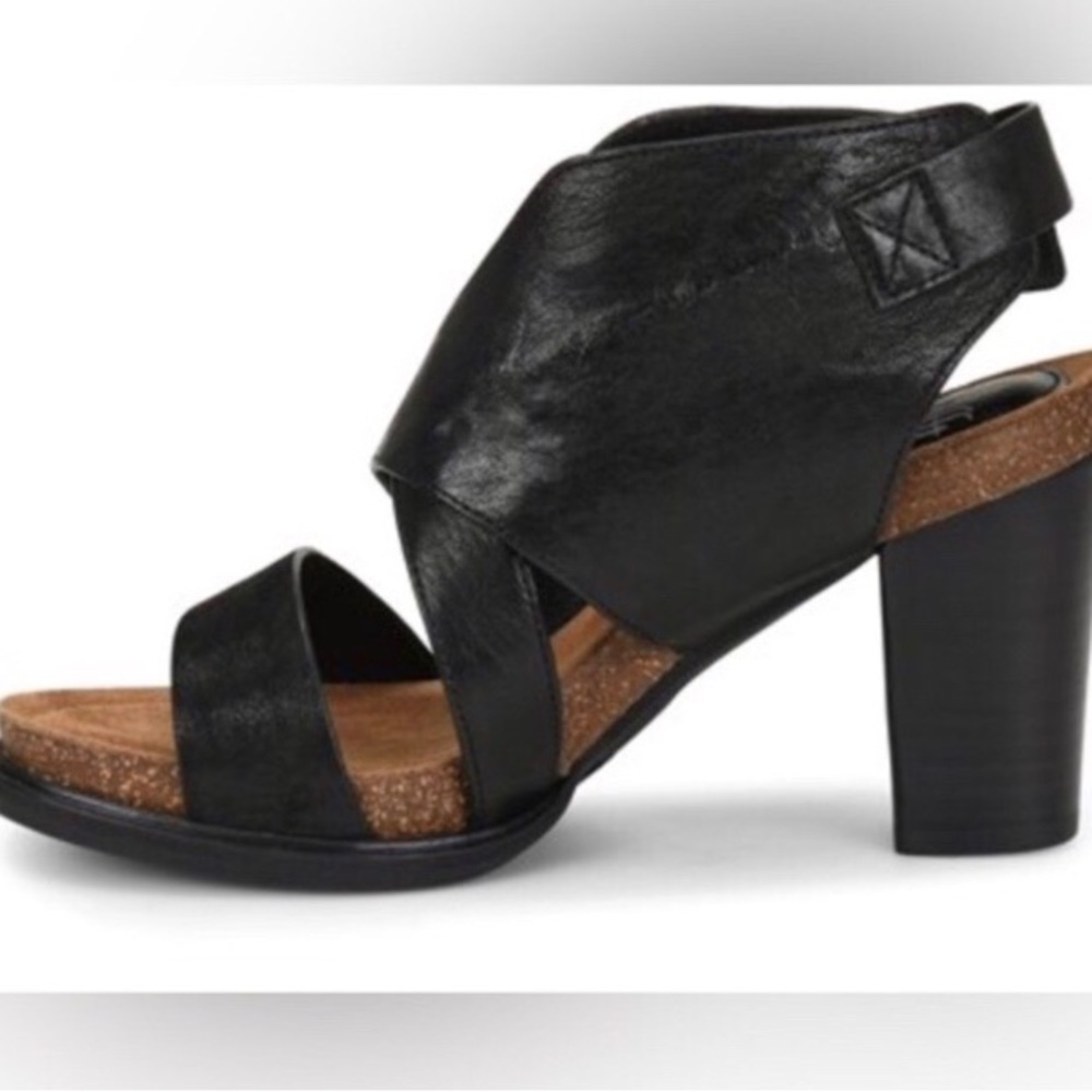 SÖfft Elegant Black Leather/Lining and Sock Heel Sandal Shoes 8.5